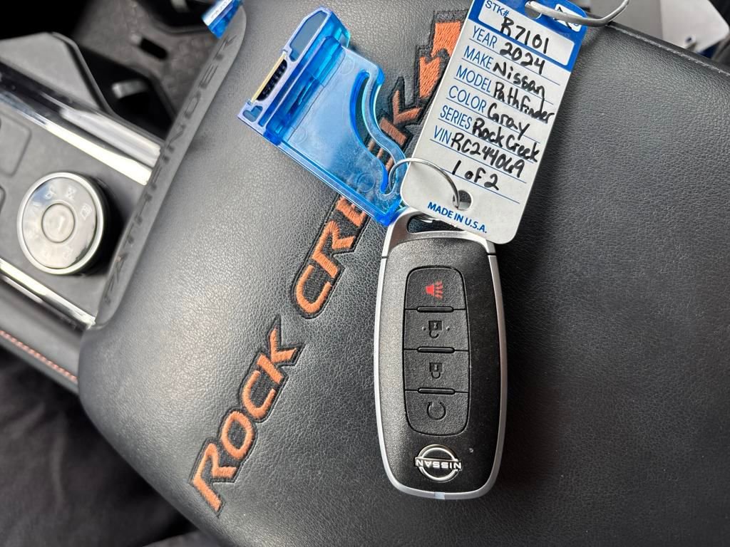 Used 2024 Nissan Pathfinder Rock Creek AWD/4WD image 28