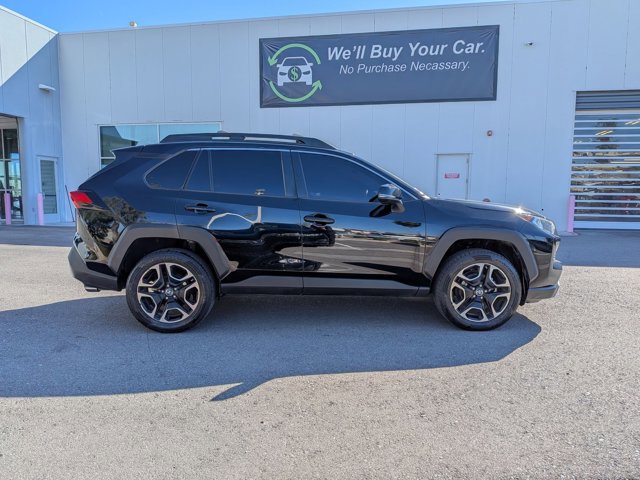 Used 2019 Toyota RAV4 Adventure video 4