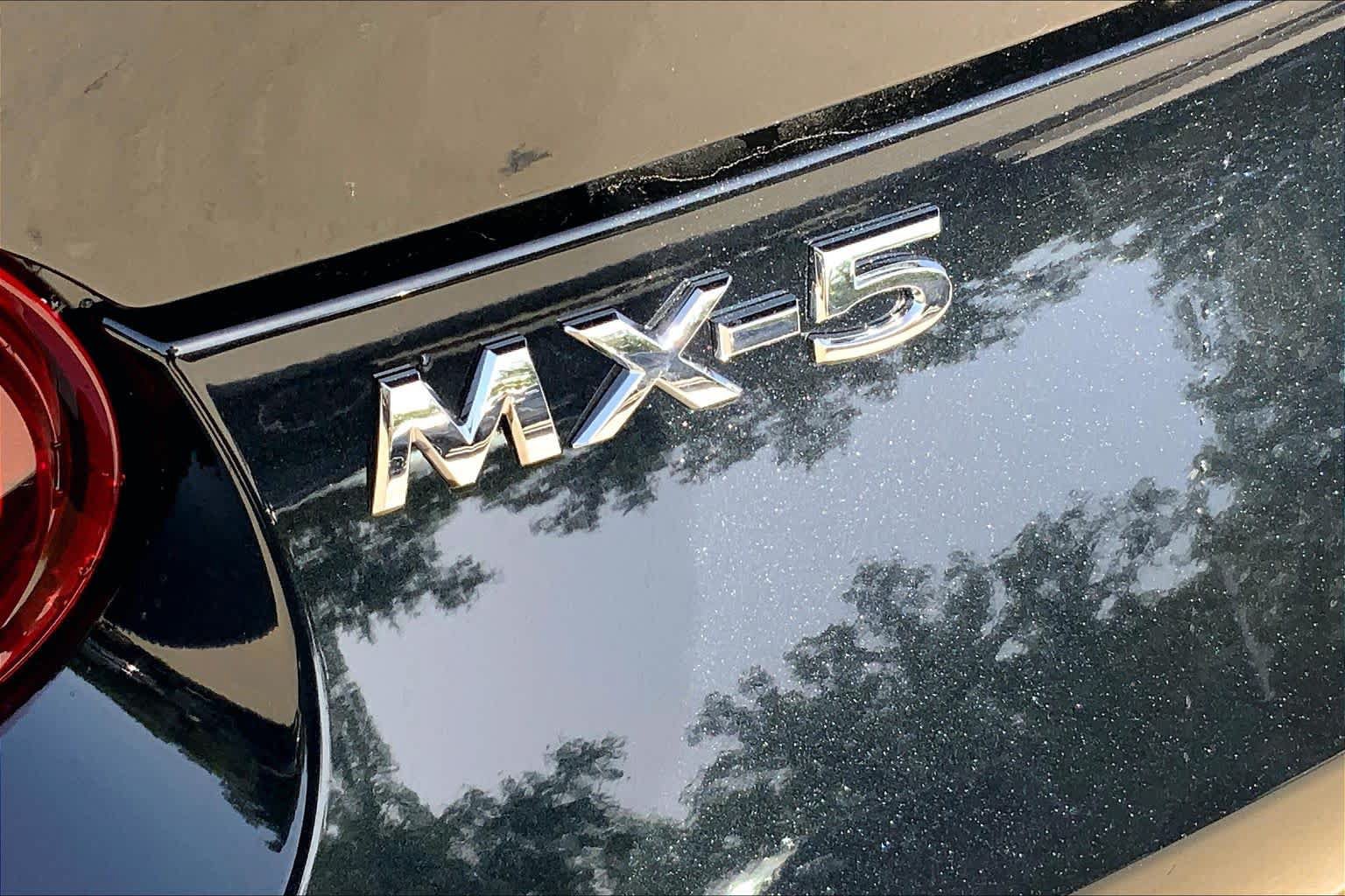 New 2026 MAZDA MX-5 Miata RF Grand Touring RWD image 15