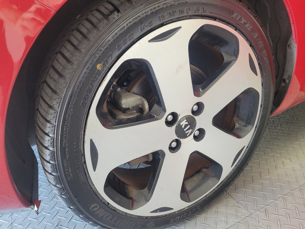 Used 2012 Kia Rio SX image 31