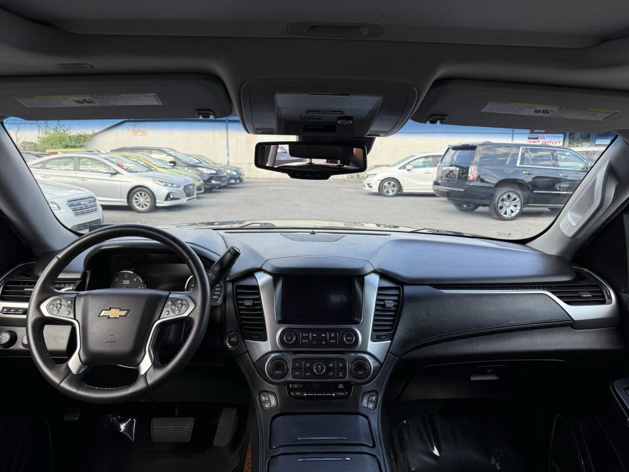 Used 2017 Chevrolet Suburban Premier image 14