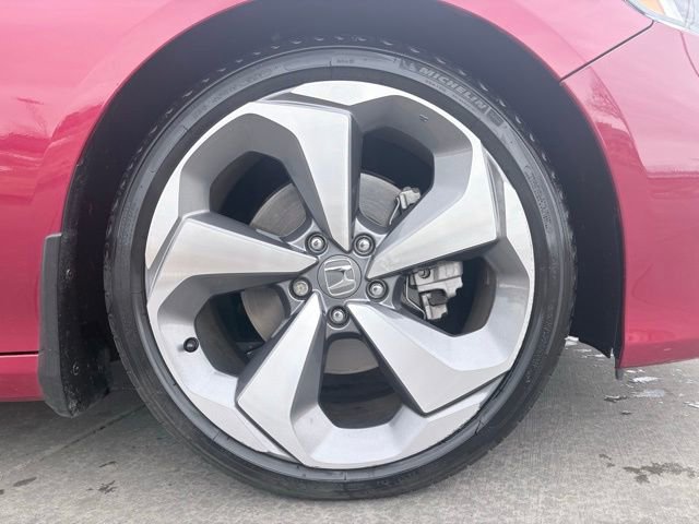 Used 2018 Honda Accord Touring image 30