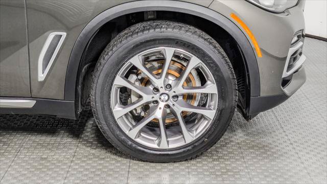 Used 2020 BMW X5 sDrive40i w/ Premium Package RWD image 34