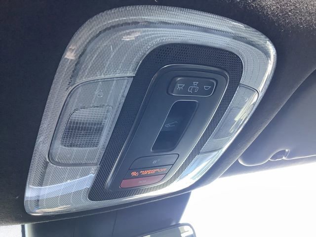 Certified 2025 Hyundai Elantra Limited image 36