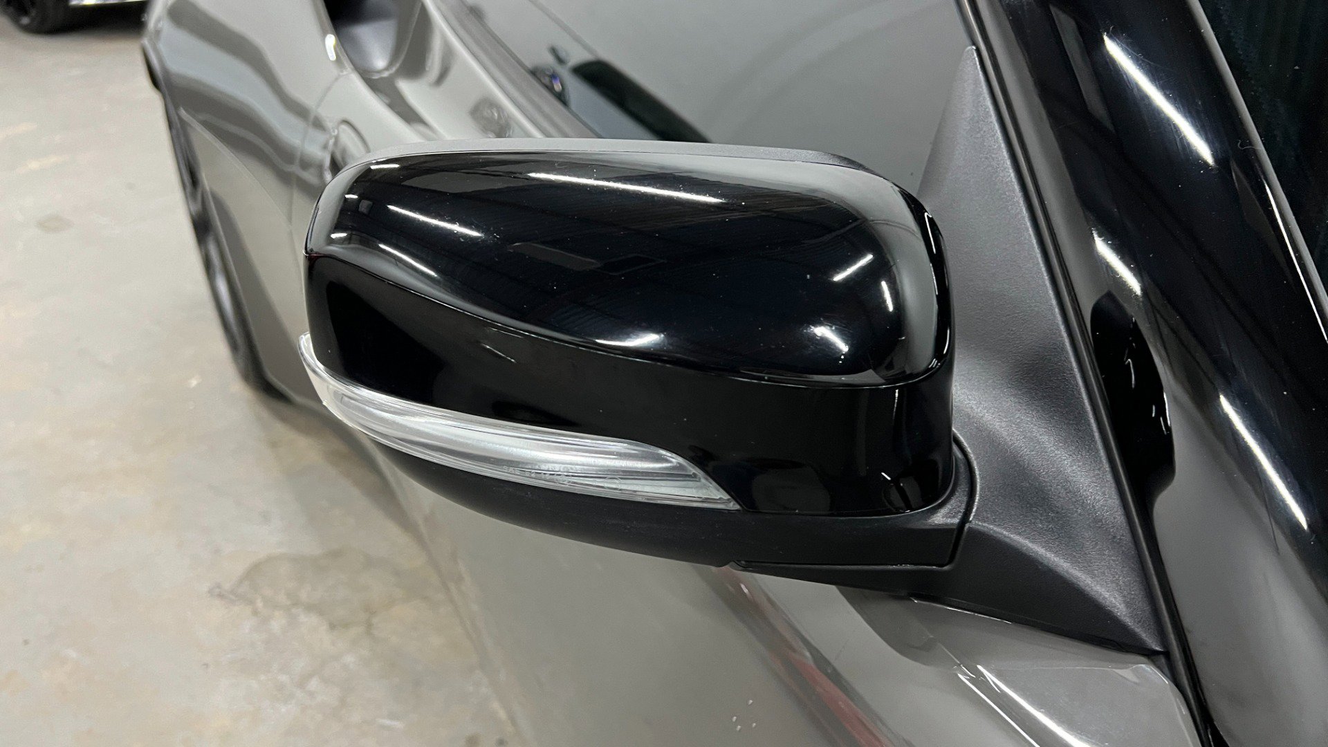 Used 2021 Lotus Evora image 5