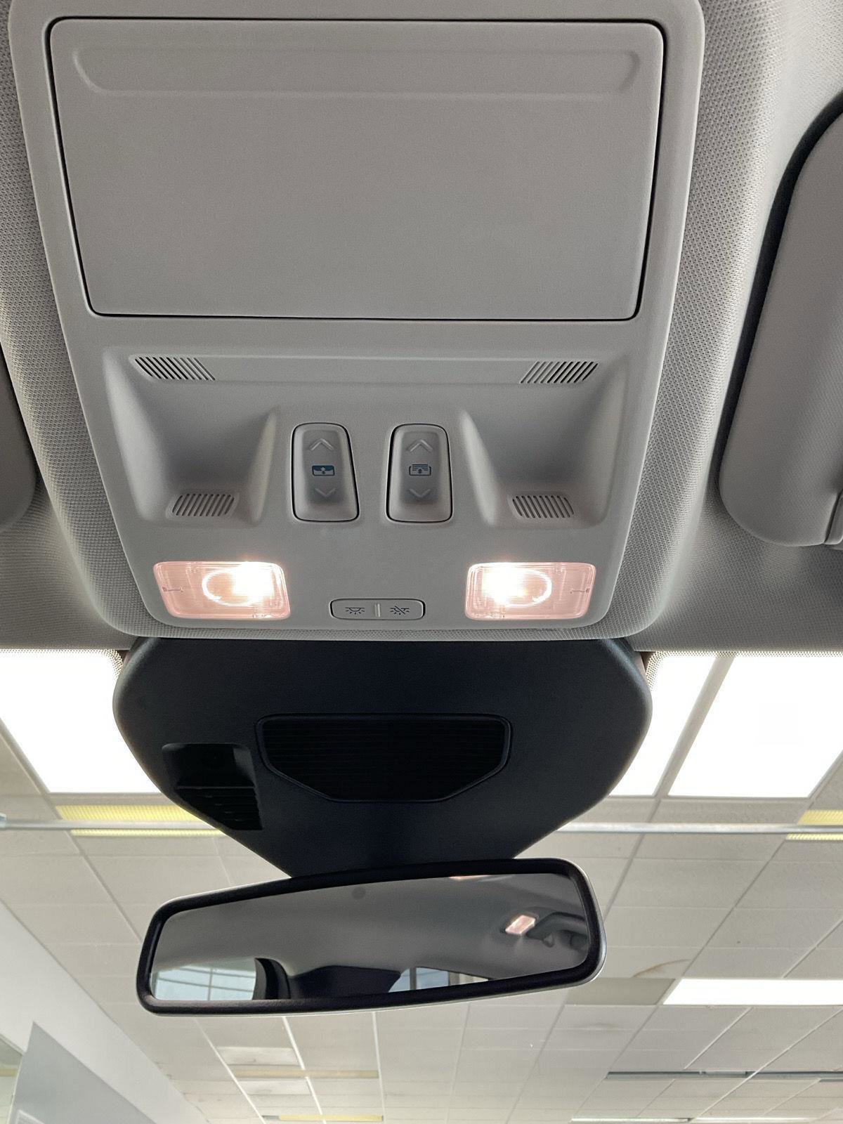 Used 2023 Ford Escape Platinum w/ Premium Technology Package AWD/4WD image 20