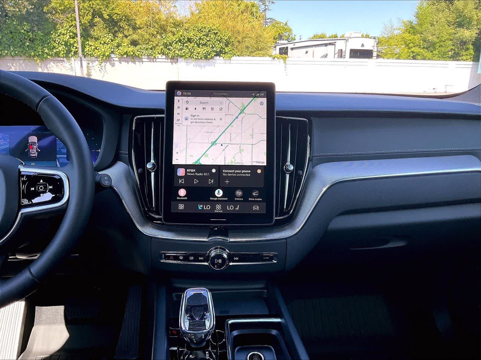 New 2026 Volvo XC60 T8 Ultra w/ Protection Package Premier AWD/4WD image 9