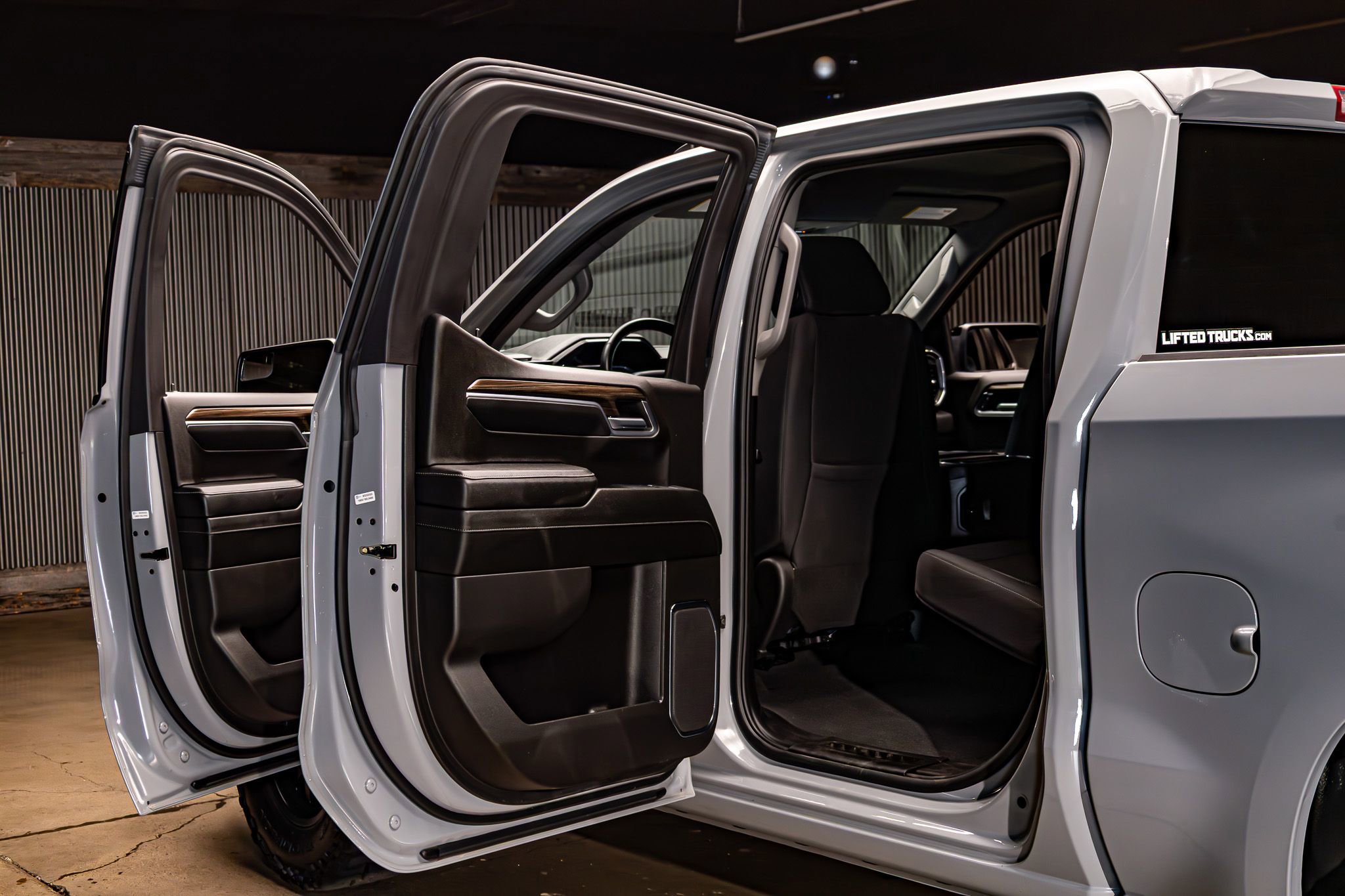 Used 2024 Chevrolet Silverado 1500 LT Trail Boss image 26