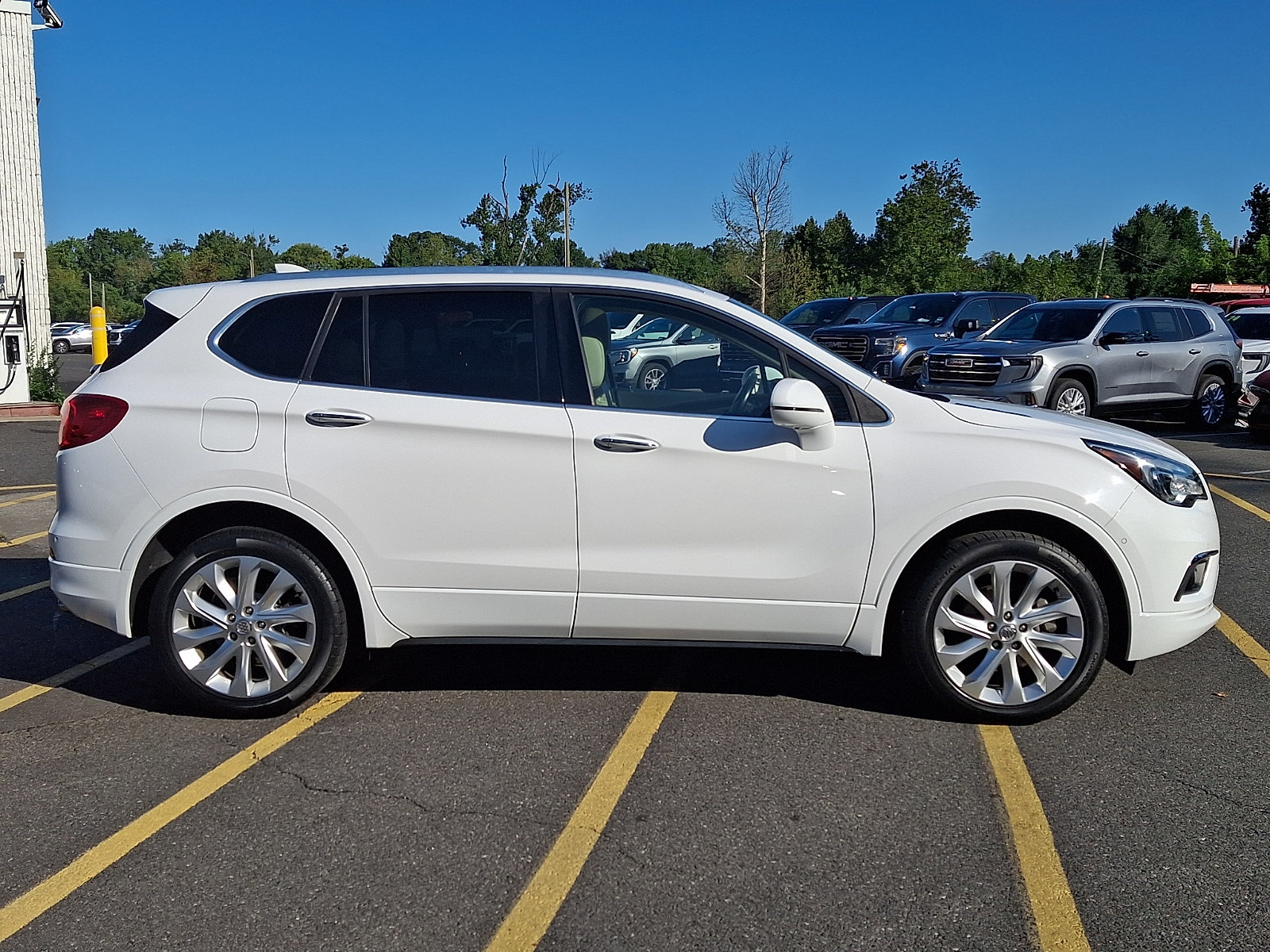 Certified 2017 Buick Envision Premium w/ Driver Confidence Package AWD/4WD image 7