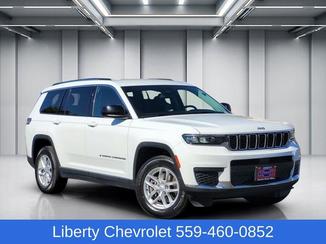 Used 2023 Jeep Grand Cherokee L Laredo RWD image 1