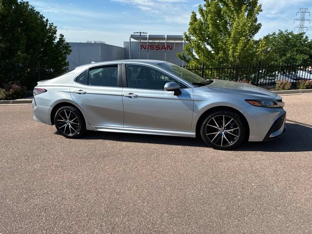 Used 2024 Toyota Camry SE FWD image 12