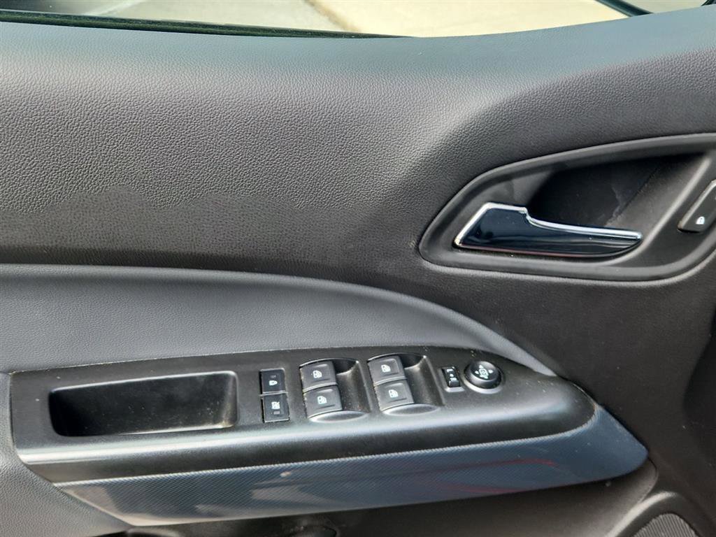 Used 2018 Chevrolet Colorado Z71 AWD/4WD image 14