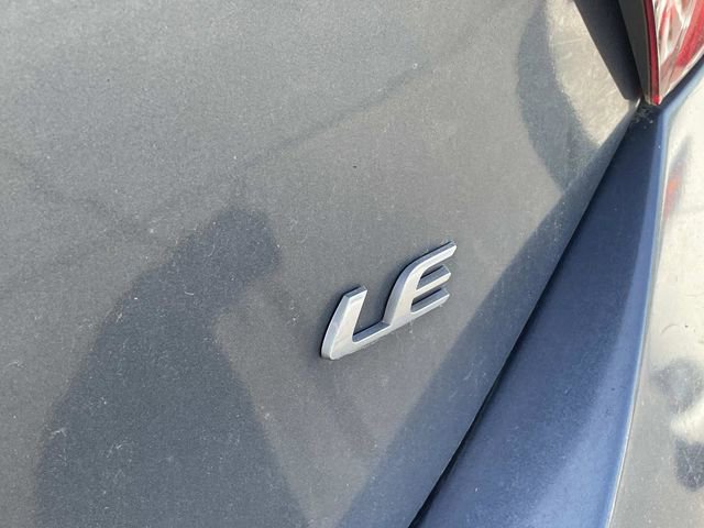 Used 2014 Toyota Corolla LE FWD image 11