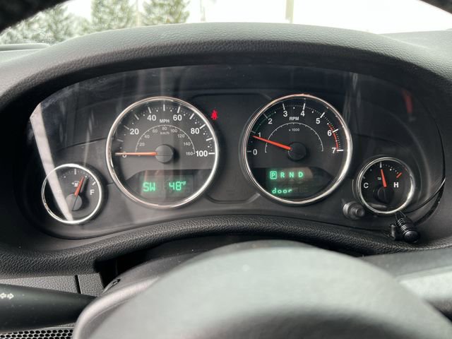 Used 2018 Jeep Wrangler Unlimited Sahara image 13