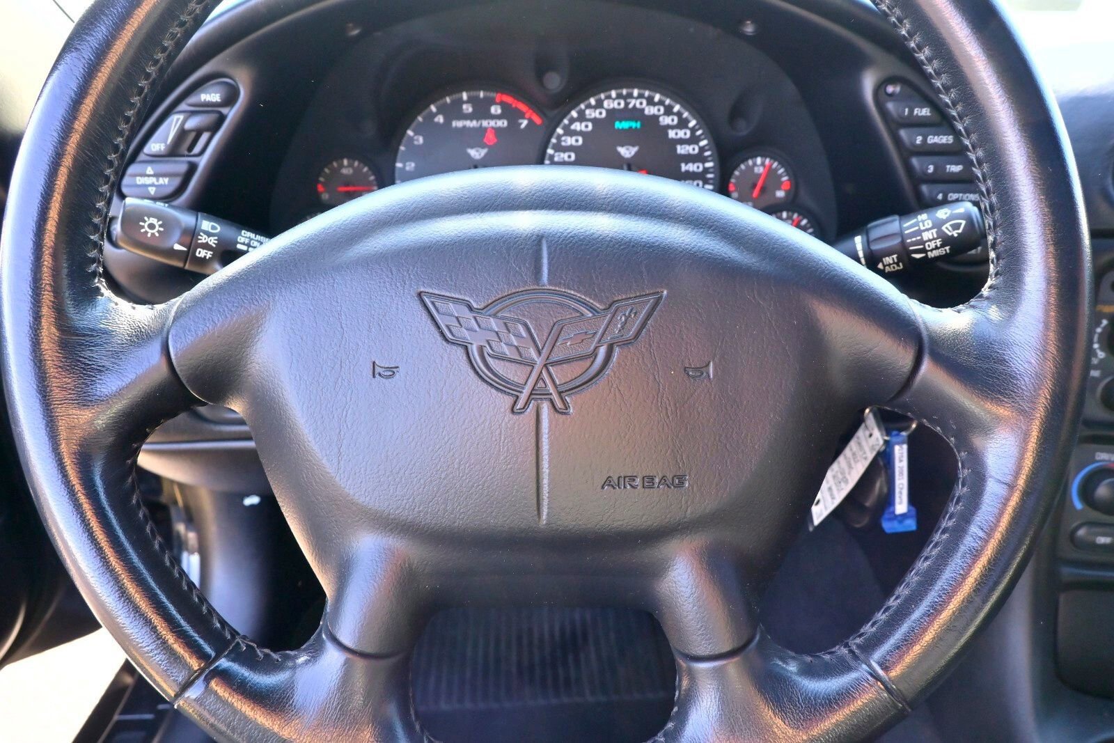 Used 2001 Chevrolet Corvette Coupe w/ Preferred Equipment Group2 image 23