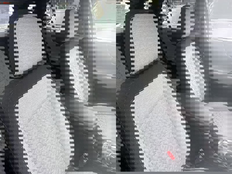 Used 2023 Chevrolet Equinox LS image 27