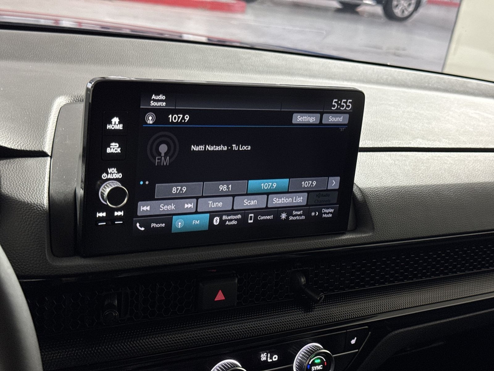 Used 2024 Honda CR-V EX-L image 18