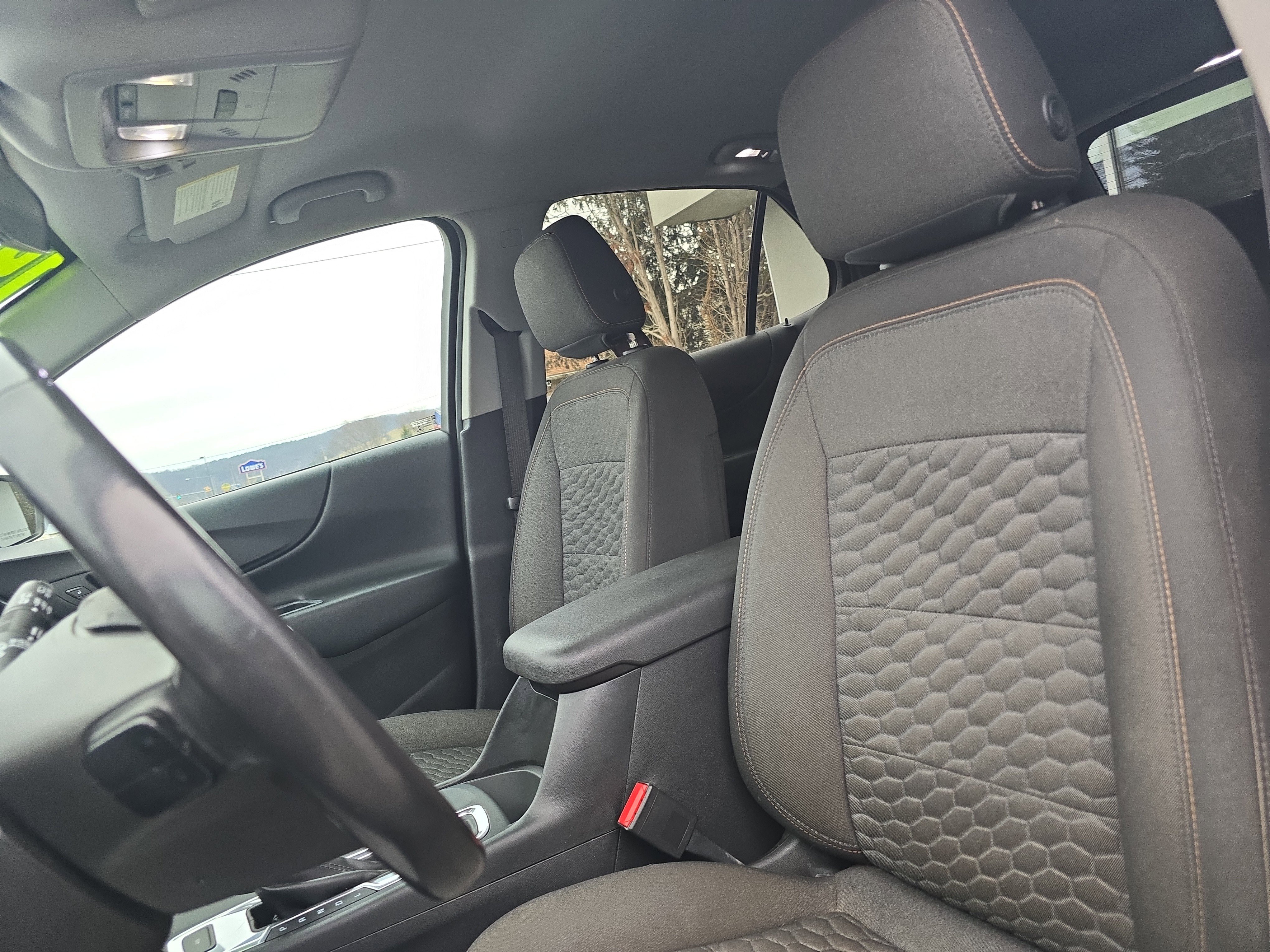 Used 2019 Chevrolet Equinox LT image 12