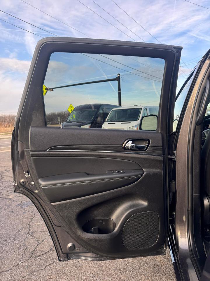 Used 2021 Jeep Grand Cherokee Limited w/ Quick Order Package 28K 80th image 15