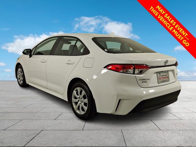 Certified 2025 Toyota Corolla LE FWD image 5