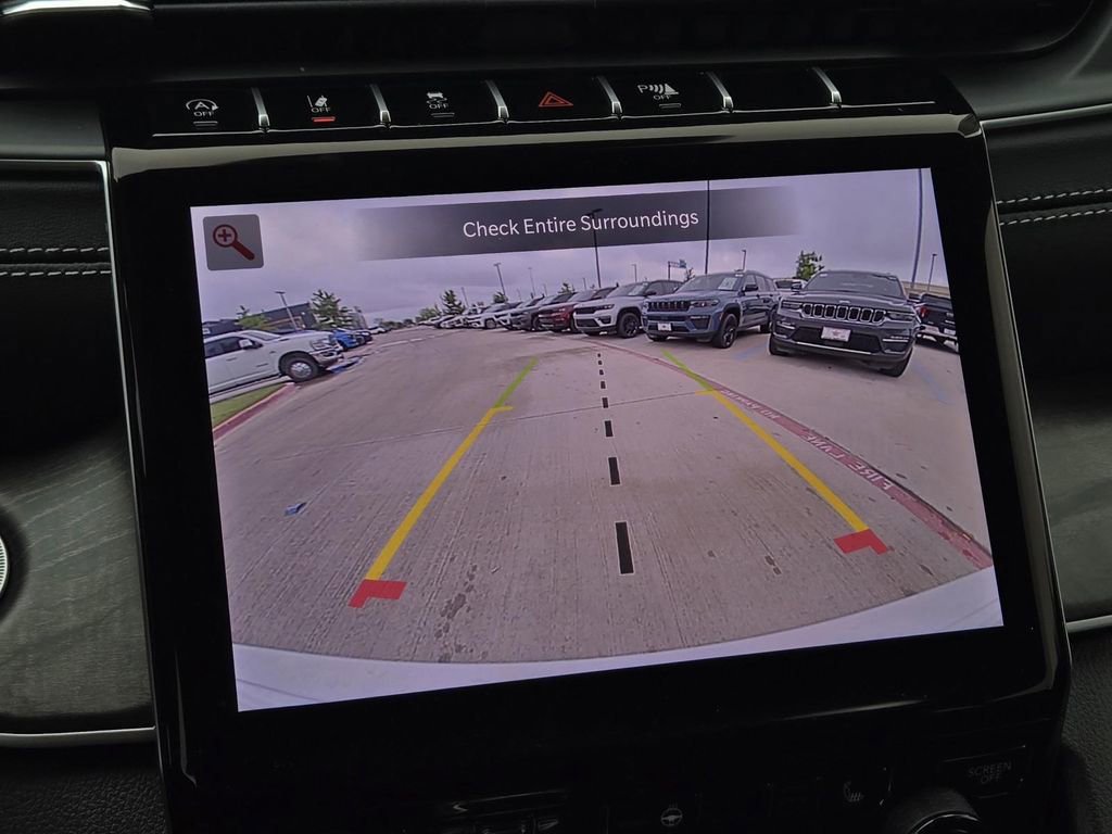 New 2025 Jeep Grand Cherokee Limited w/ Trailer Tow Package AWD/4WD image 19