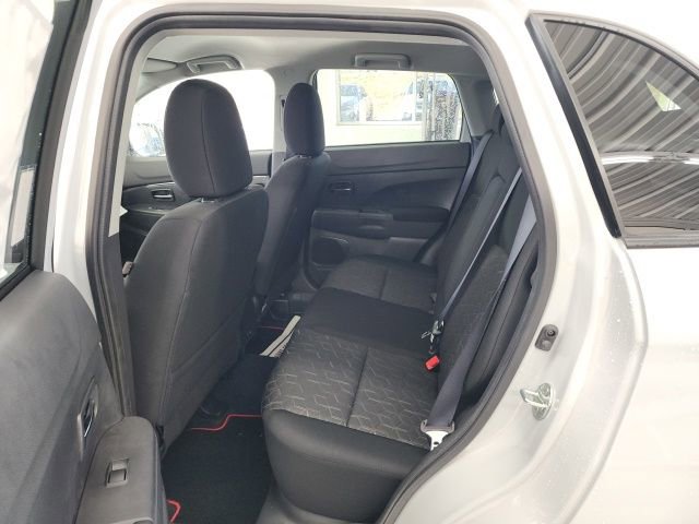 Used 2023 Mitsubishi Outlander Sport LE image 18