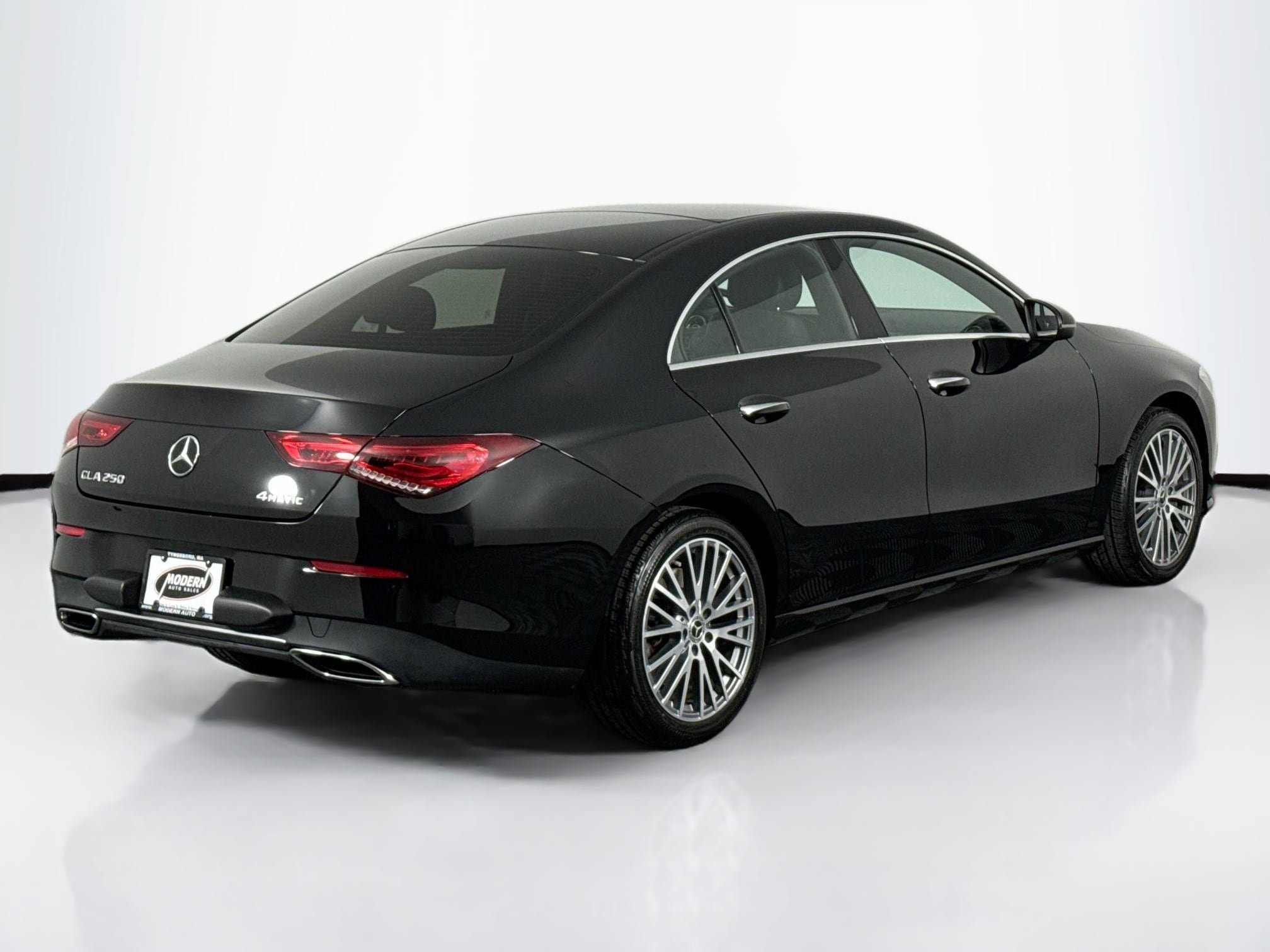 Used 2021 Mercedes-Benz CLA 250 4MATIC image 11