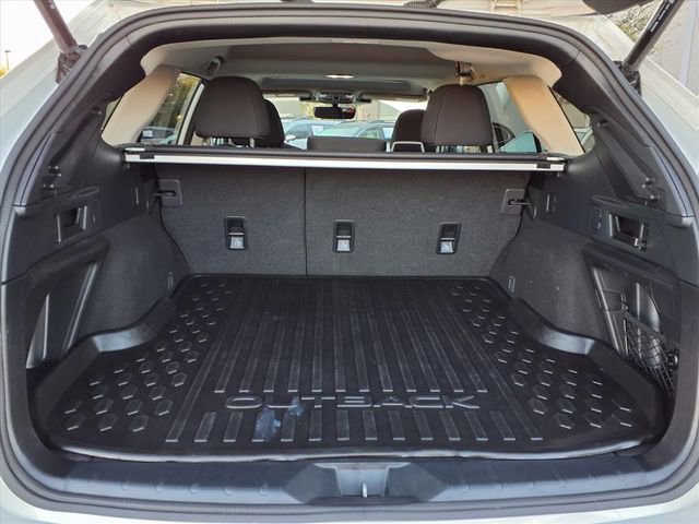 Certified 2023 Subaru Outback Premium image 8