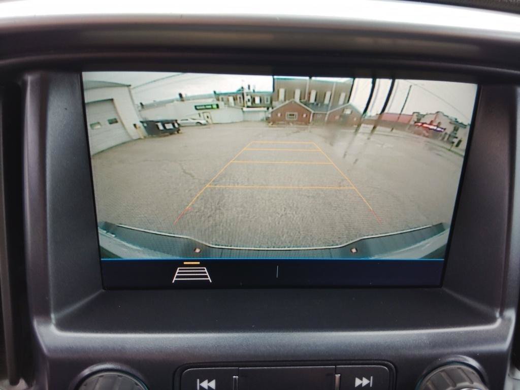 Used 2022 Chevrolet Colorado LT w/ Fleet Safety Package RWD image 22
