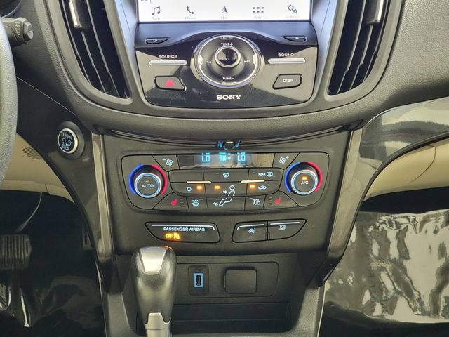 Used 2017 Ford Escape Titanium FWD image 22