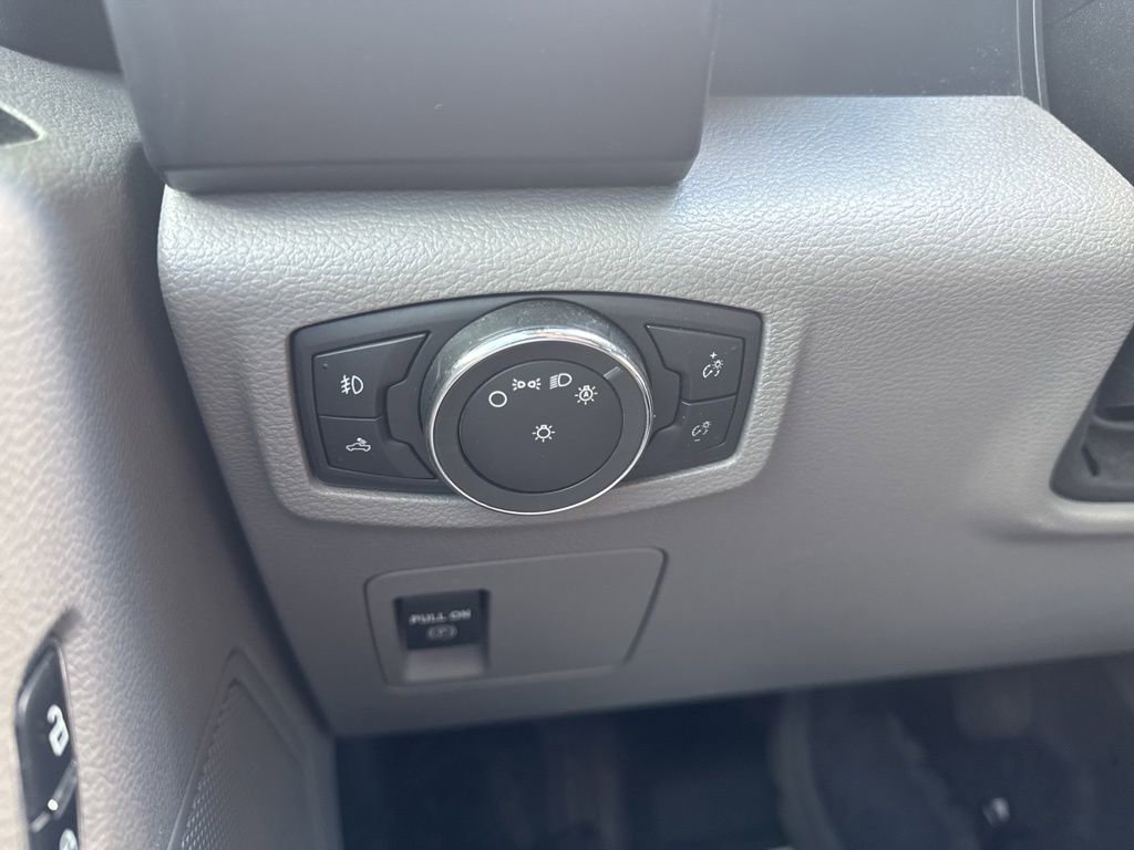 Used 2016 Ford F150 XL w/ Equipment Group 101A Mid AWD/4WD image 25