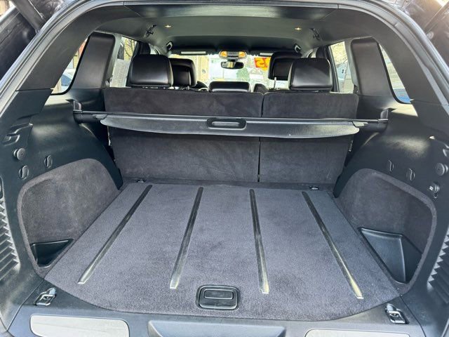 Used 2017 Jeep Grand Cherokee Limited image 28