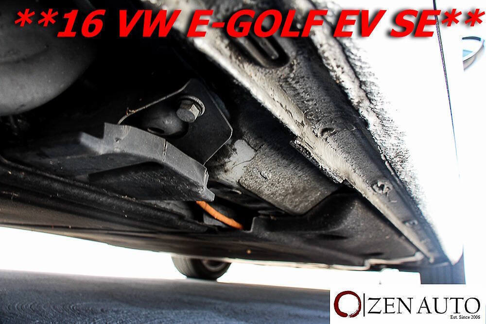 Used 2016 Volkswagen e-Golf SE FWD image 59