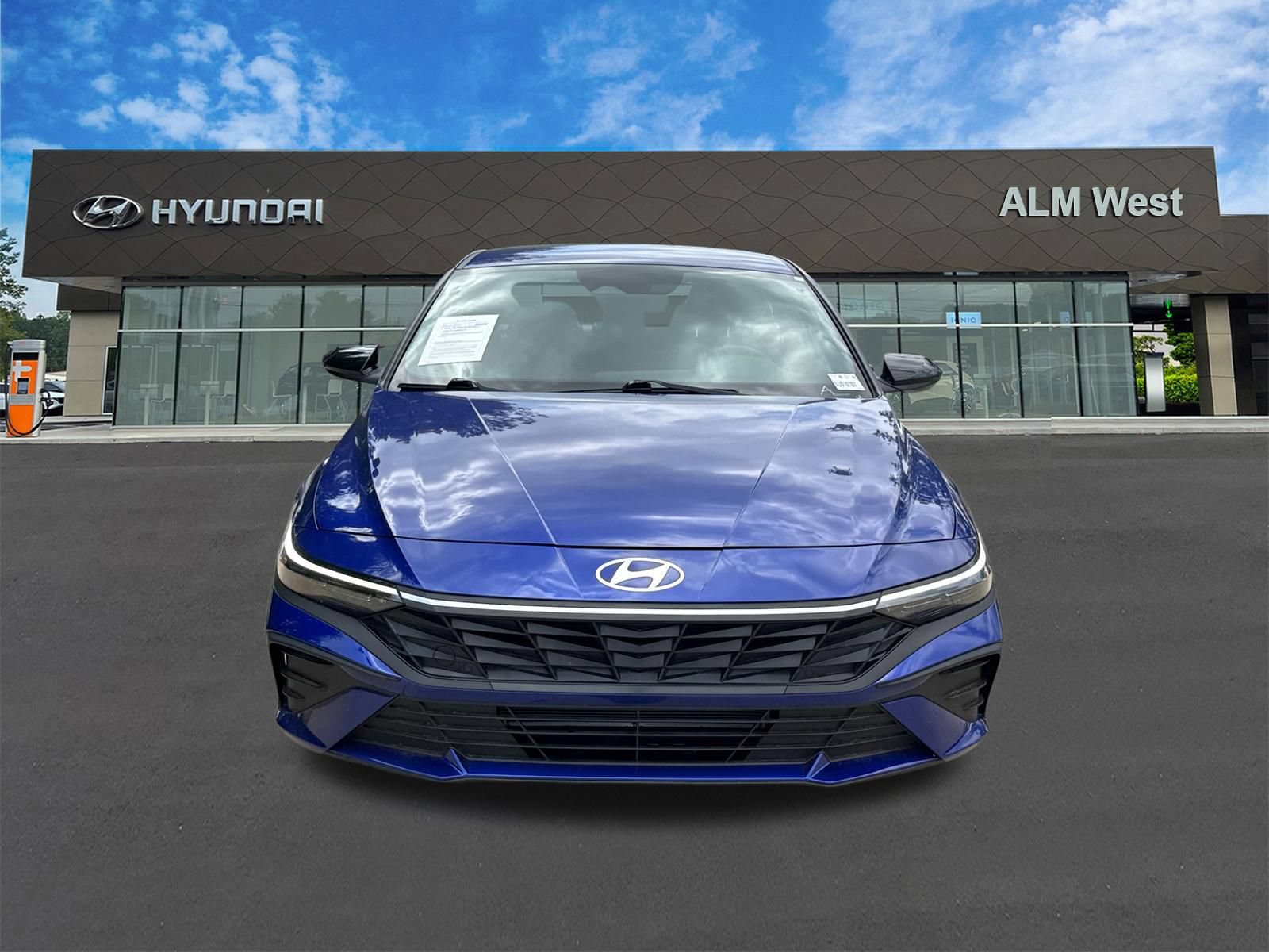Used 2025 Hyundai Elantra Sport FWD video 2