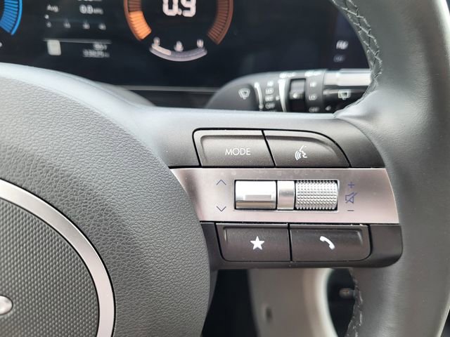 Used 2025 Hyundai Kona SEL image 20