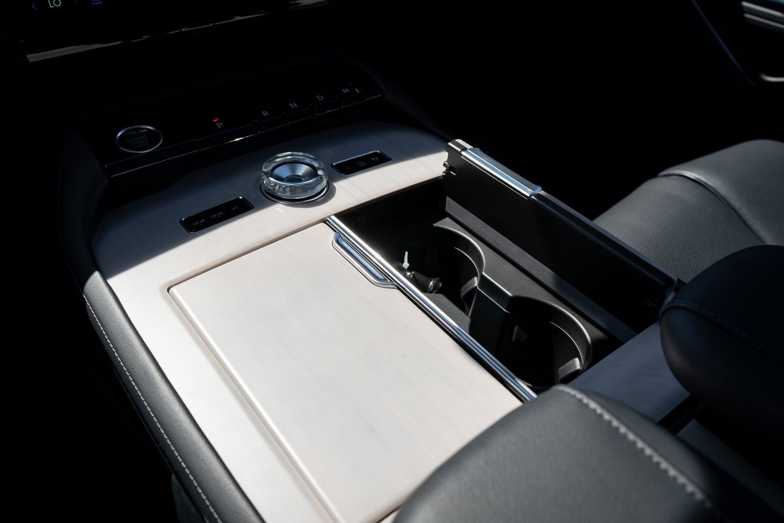 Used 2025 Lincoln Navigator L Reserve image 48