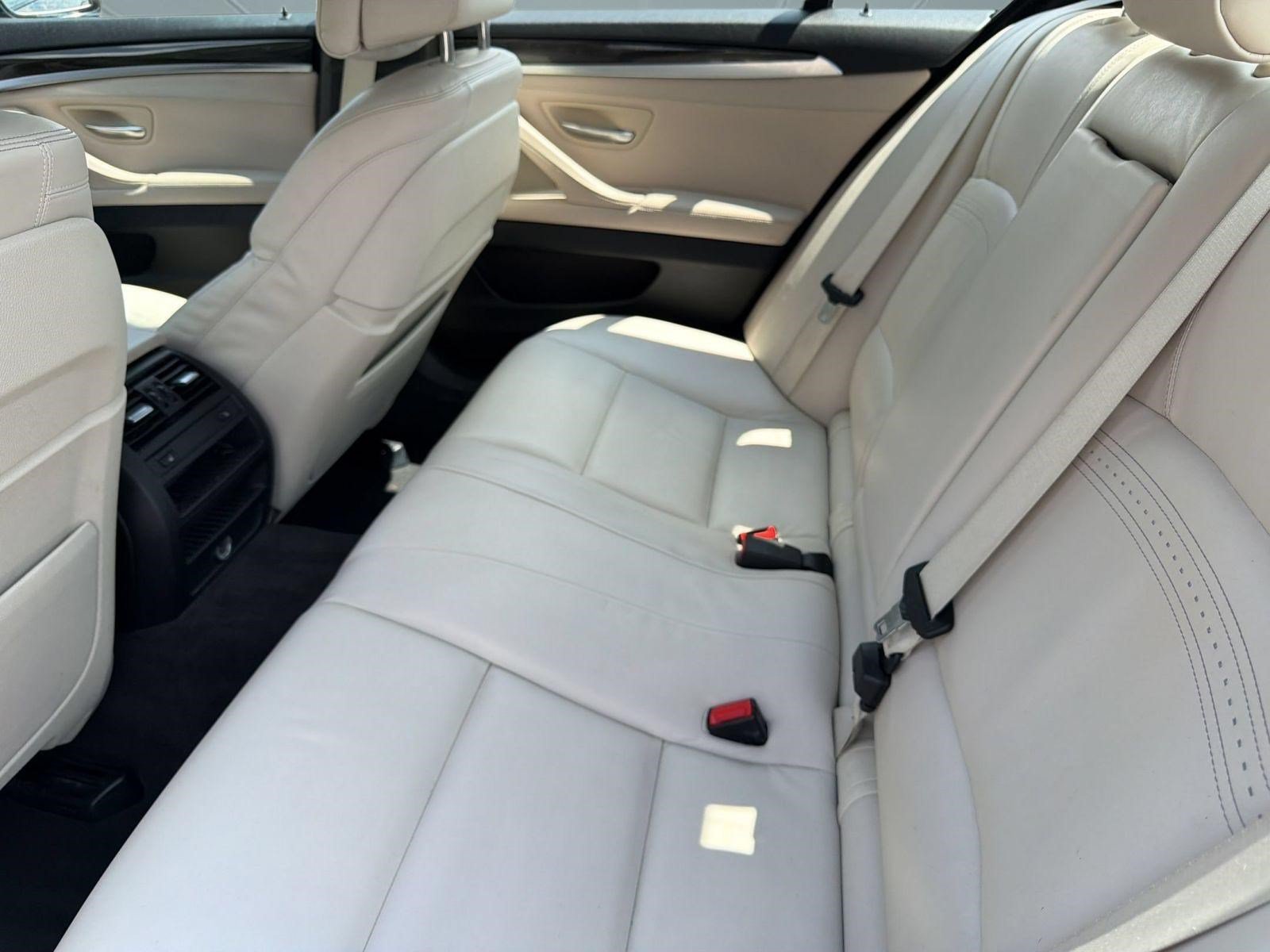 Used 2014 BMW 550i Sedan RWD image 21