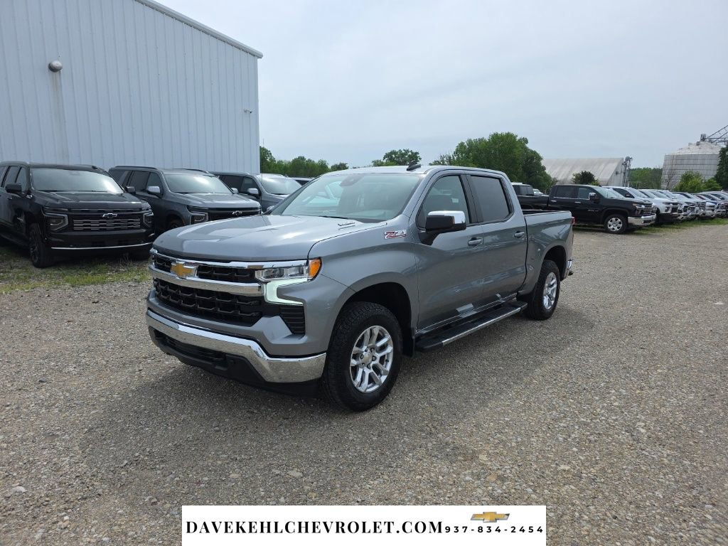 Used 2026 Chevrolet Silverado 1500 LT AWD/4WD image 1