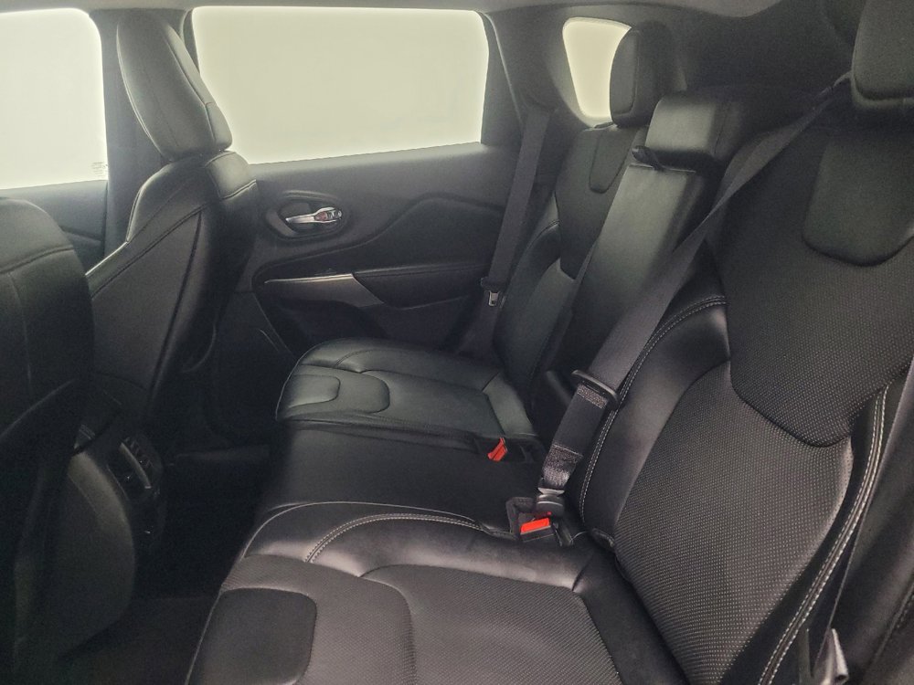 Used 2022 Jeep Cherokee Limited AWD/4WD image 18