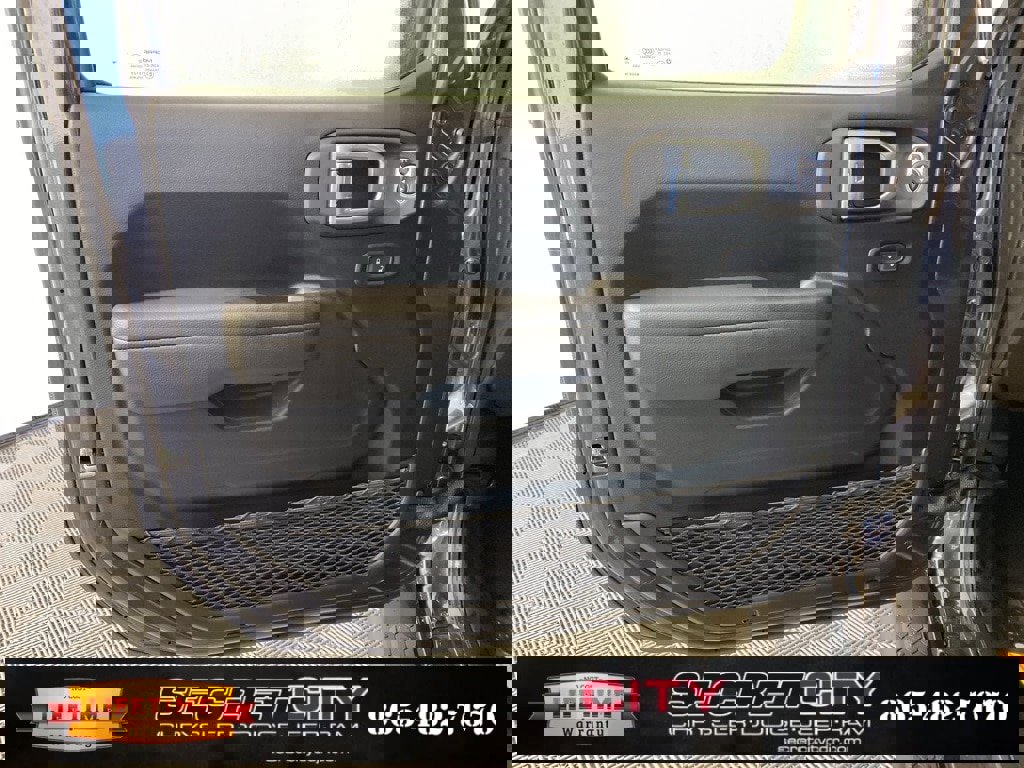 New 2026 Jeep Wrangler Unlimited Sport image 12