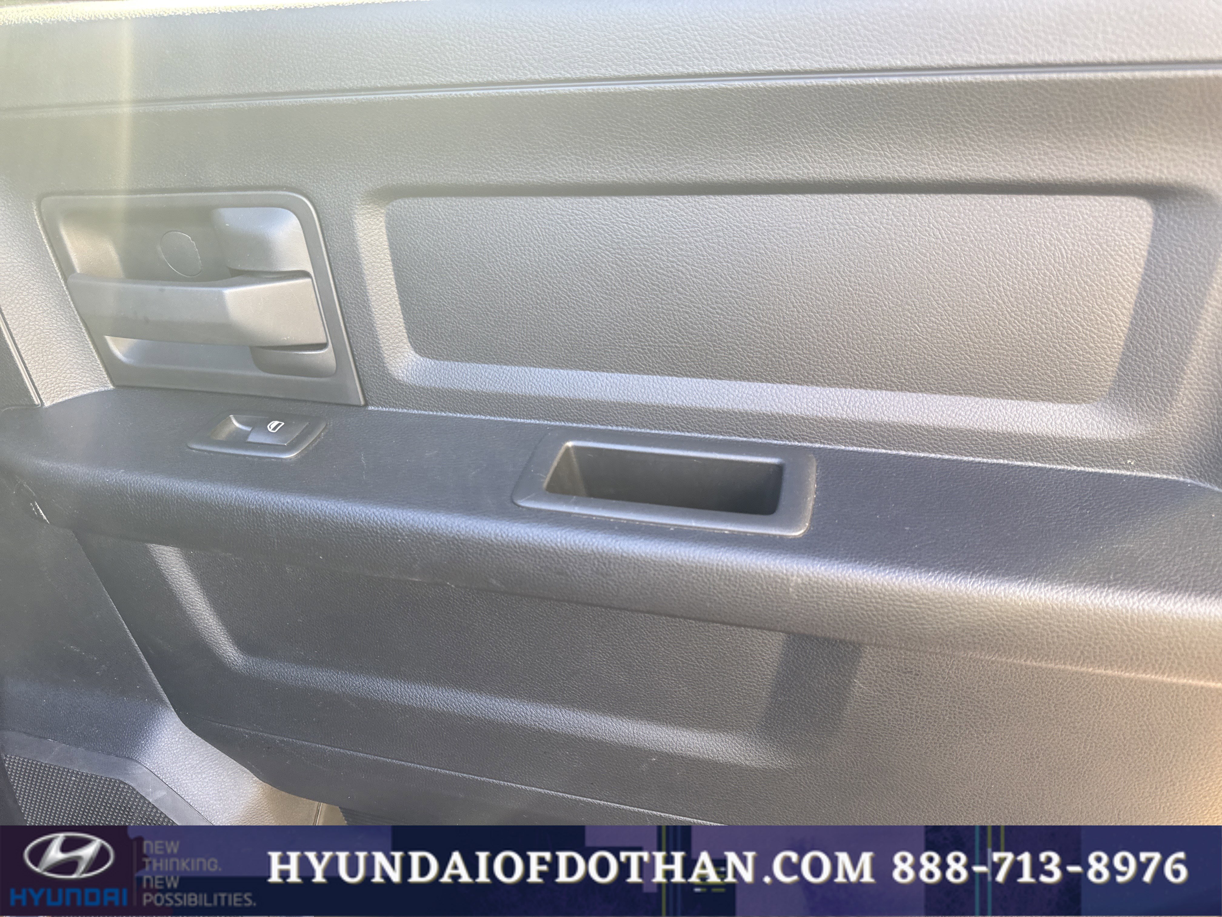 Used 2018 RAM 1500 Express w/ Express Value Package image 14