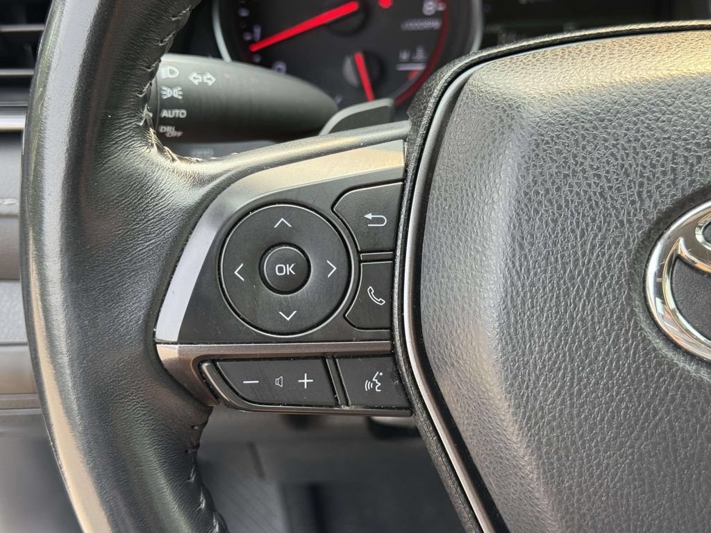 Used 2024 Toyota Camry XSE FWD image 12