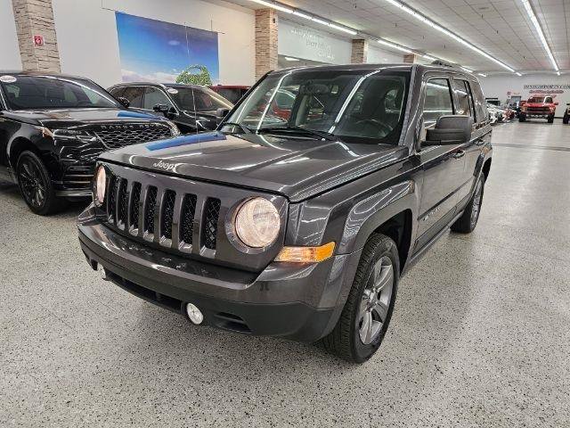 Used 2015 Jeep Patriot High Altitude AWD/4WD image 2