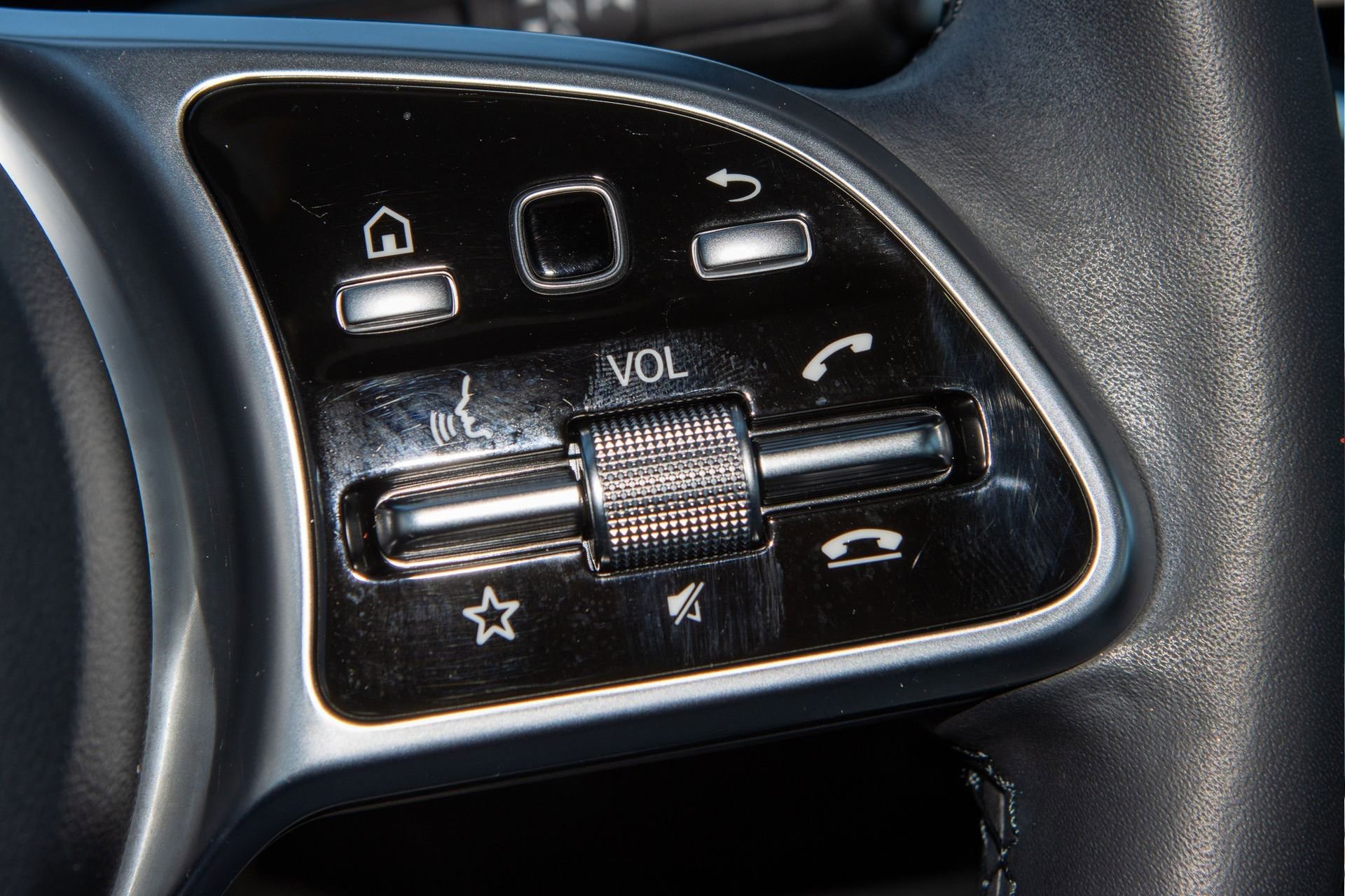 Used 2022 Mercedes-Benz A 220 image 28