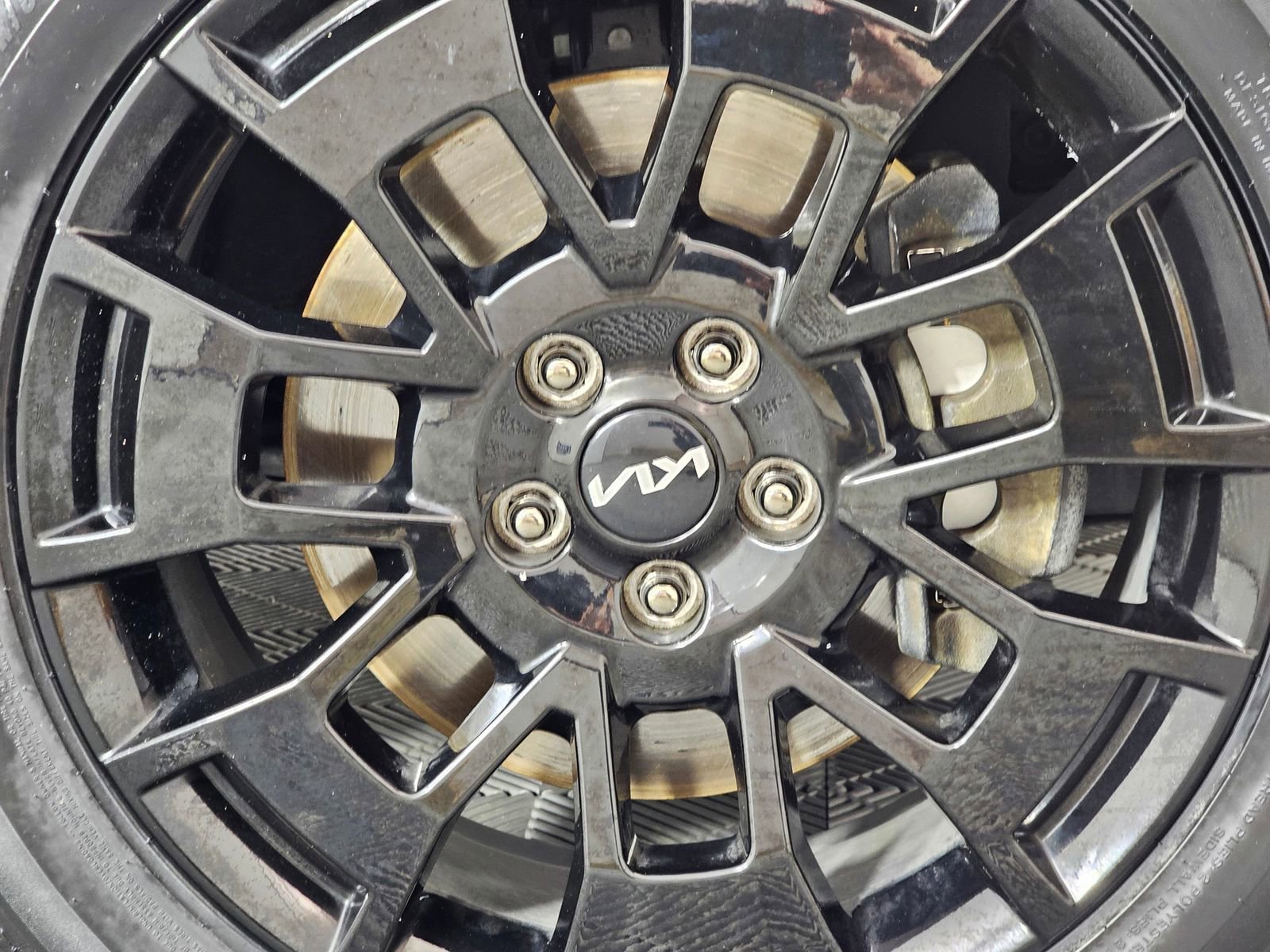 Used 2022 Kia Telluride EX w/ EX Premium Package image 10