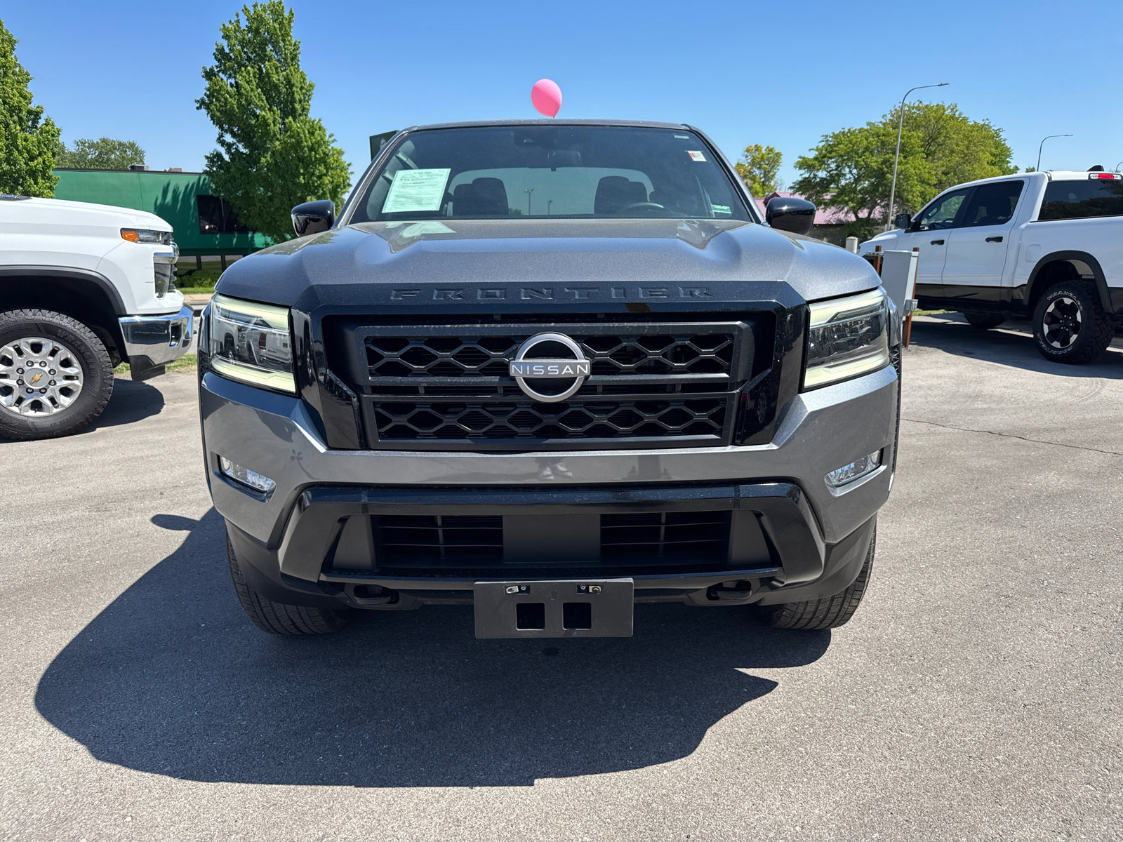 Used 2023 Nissan Frontier SV w/ Midnight Edition Package AWD/4WD image 2