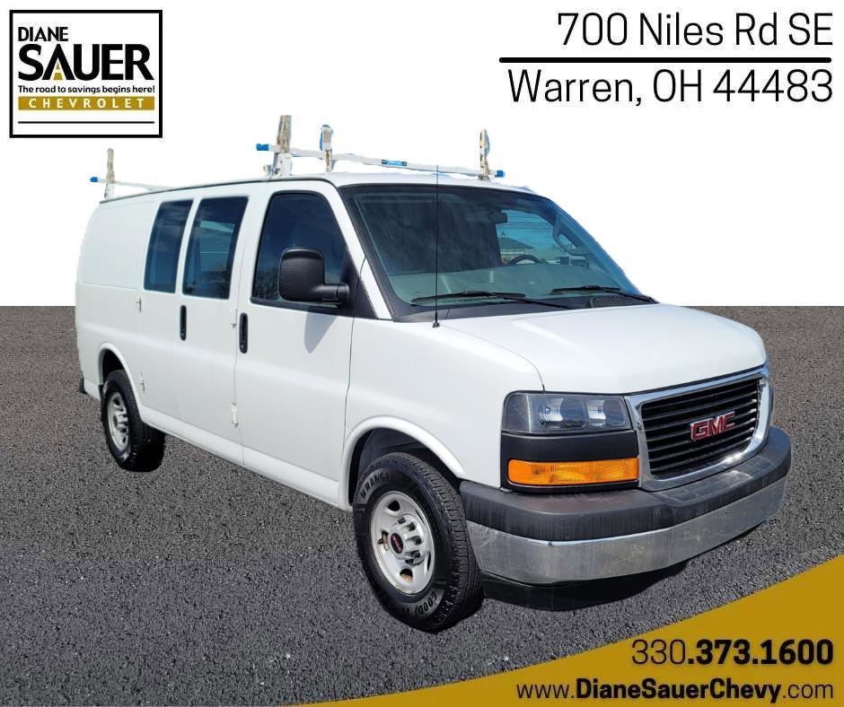 Used 2017 GMC Savana 2500 image 1