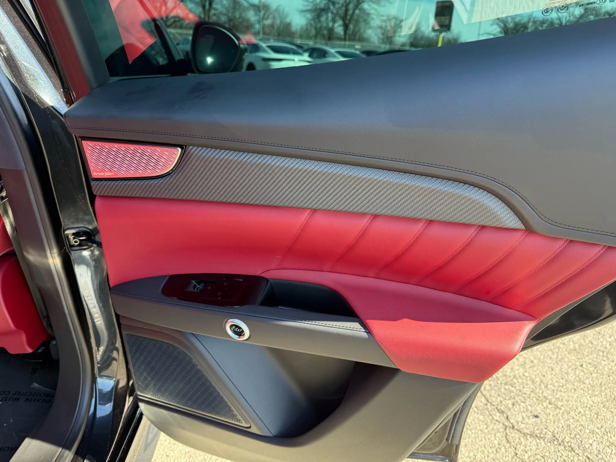 Used 2024 Maserati Grecale Trofeo image 49