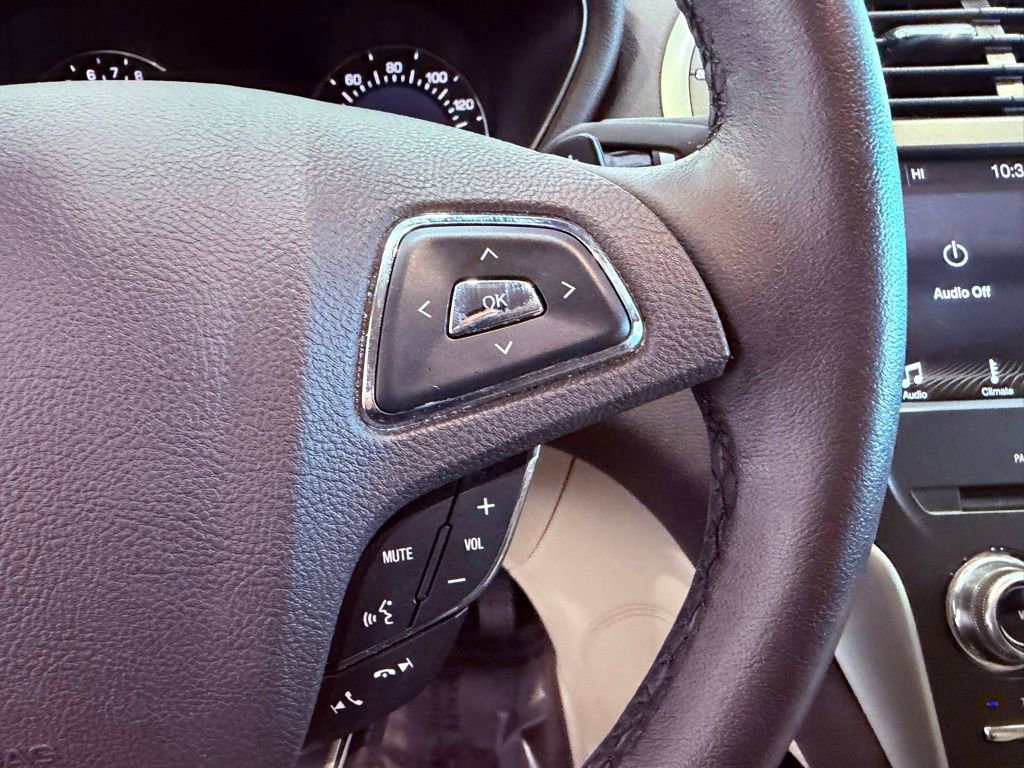 Used 2017 Lincoln MKC Premiere image 20