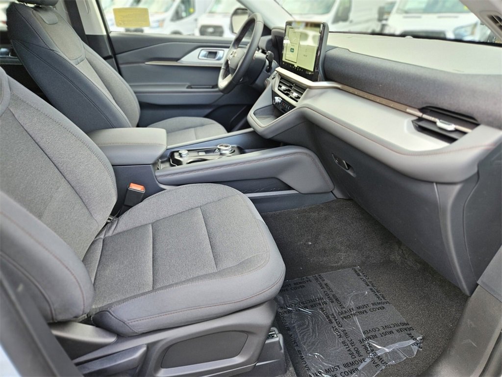 New 2026 Ford Explorer Active image 11